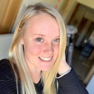 Meet your Posher, Olivia